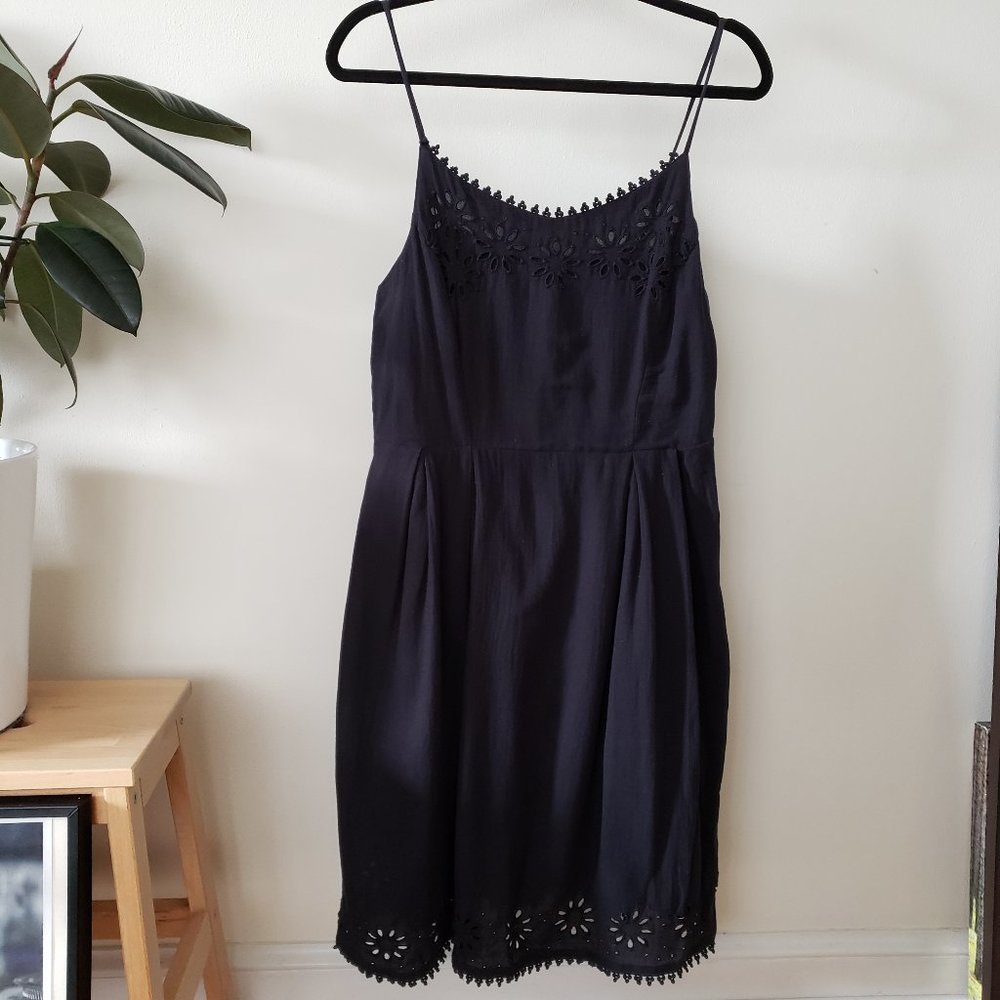 Old Navy Eyelet Summer Dress - L